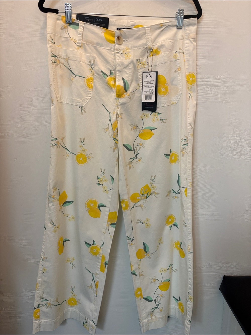 FDJ- Wide Leg Ankle Lemon Print Pants - Cream and Yellow
